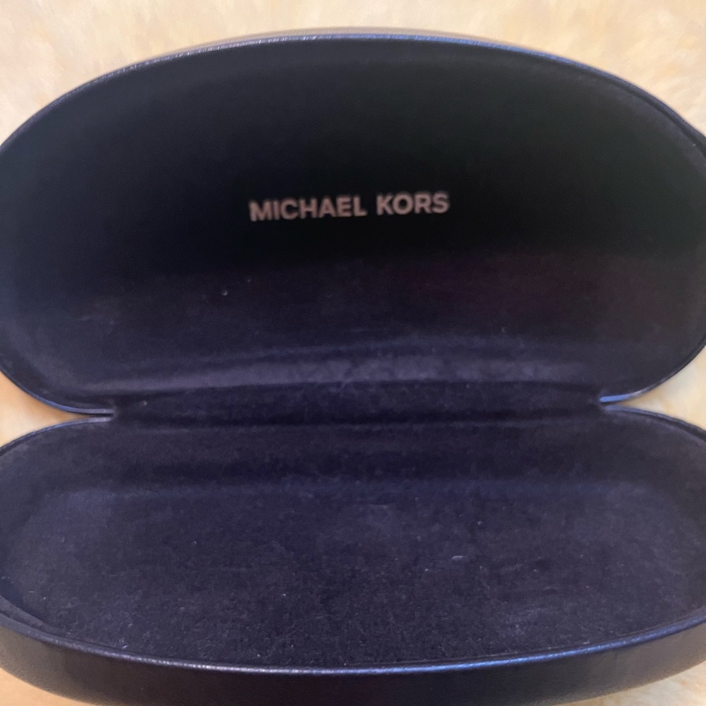 Michael Kors sunglasses case. Excellent condition